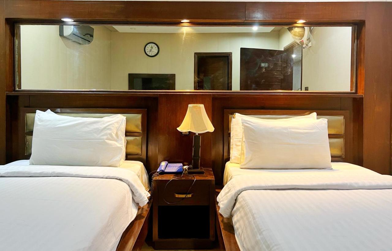 Bling Hotel International Multan Zewnętrze zdjęcie