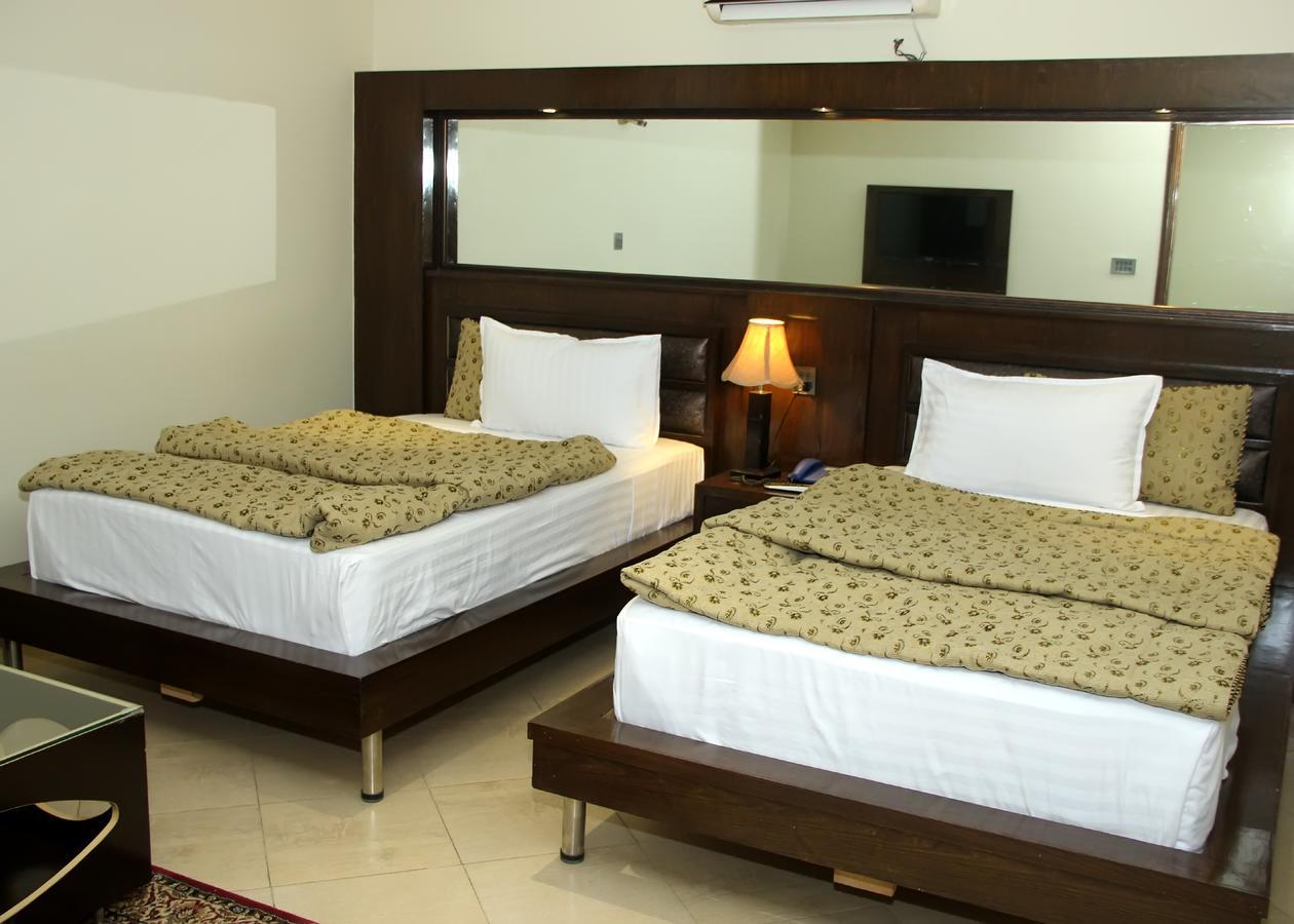 Bling Hotel International Multan Zewnętrze zdjęcie